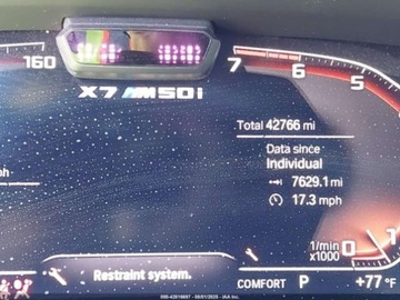 BMW X7 2021 BMW X7 M50i 2021 4.4l 4.4 Benzyna 523KM, zdjęcie 11