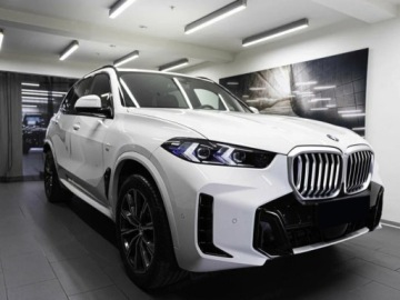 BMW X5 G05 SUV Facelifting 3.0 30d 298KM 2026 BMW X5 xDrive30d Sport Suv 3.0 (298KM) 2026, zdjęcie 2