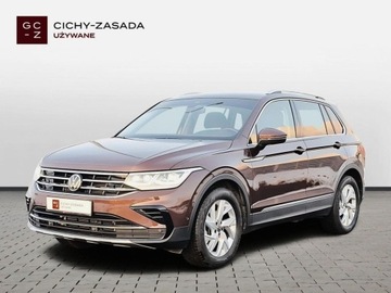 Volkswagen Tiguan II SUV Facelifting 1.5 TSI 150KM 2022 Volkswagen Tiguan SalonPL 1.5TSI 150KM Elegance DSG7IQ Led MatrixACCGwaran