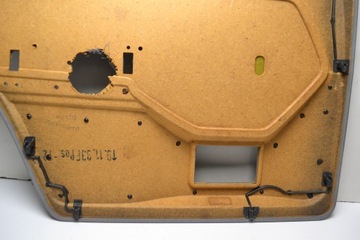 Mercedes W124 V124 Обшивка задней правой двери универсала