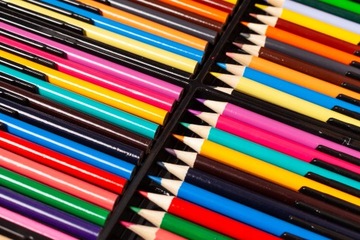 ХУДОЖЕСТВЕННЫЙ НАБОР ДЛЯ РИСОВАНИЯ, МЕЛКИ 180, ЧЕМОДАН