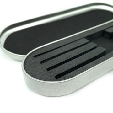 Etui na pęsety ForMe, srebrne