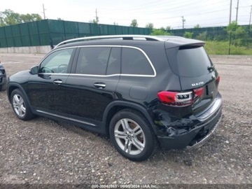 Mercedes GLB 2021 Mercedes-Benz GLB 250 4Matic 2021 2.0l 2.0 Benzyna 221KM, zdjęcie 3
