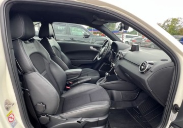 Audi A1 I Hatchback 3d 1.4 TFSI 185KM 2012 Audi A1 3-drzwiowe 1.4TFSI 185KM S line S tronic Pol Skora Xenon Led Navi, zdjęcie 9