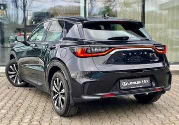 Lexus LBX 1.5 Hybrid 136KM 2024 Lexus LBX LBX Comfort Vat Marza Salon PL Rej. 2025r. 1 wlasciciel, zdjęcie 10
