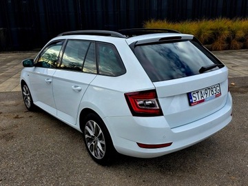 Skoda Fabia III Kombi Facelifting 1.0 TSI 95KM 2021 Skoda Fabia 1,0 panorama serwis ASO, bezwypadkowy, zdjęcie 9