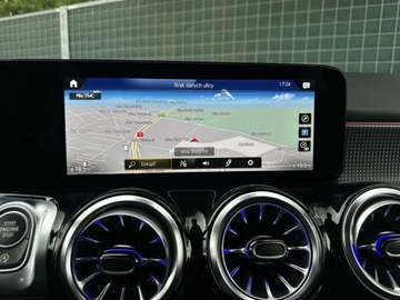 Mercedes GLB SUV 1.3 200 163KM 2023 Mercedes-Benz GLB 200 Android Auto / Apple Car Pla, zdjęcie 20