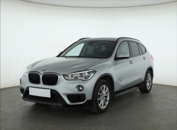 BMW X1 F48 Crossover sDrive18d 150KM 2016 BMW X1 sDrive18d, Navi, Klima, Klimatronic, zdjęcie 1