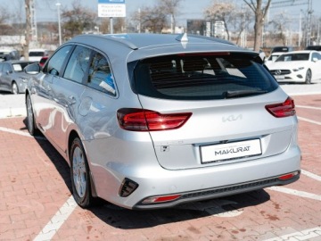 Kia Ceed III Kombi Facelifting 1.5 T-GDI 160KM 2023 Kia Cee'd WND7562C#1.5 T-GDI M DCT 2 stref klima, zdjęcie 3
