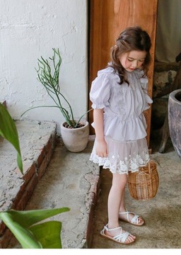 Модная однотонная рубашка с кружевной талией для девочек