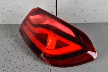 BMW 4 F32 F33 F36 M4 F82 LCI SVĚTLO ZADNÍ PRAVÁ LED BLACK LINE 9491576 NOVÁ