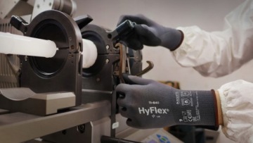 ПЕРЧАТКИ ДЛЯ ТОЧНОЙ РАБОТЫ БЕЗ ШВОВ ANSELL HYFLEX 11-840 год 9