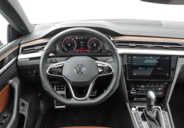 Volkswagen Arteon Fastback Facelifting 2.0 TSI 190KM 2022 Volkswagen Arteon 2.0 TSI 190KM Elegance DSG Side Assist Tapicerka Nappa, zdjęcie 19