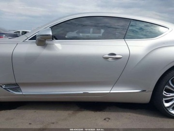 Bentley 2023 Bentley Continental GT V8 2023 4.0L 4.0 Benzyna 542KM, zdjęcie 2