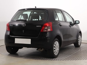 Toyota Yaris II Hatchback 5d 1.0 VVT-i 69KM 2008 Toyota Yaris 1.0 VVT-i, Klima, zdjęcie 4