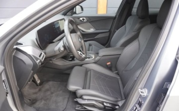 BMW Seria 1 F70 2025 BMW Seria 1 1-Wlasciciel Xdrive Led Matrix Panorama Keyless Harman M-Pakie, zdjęcie 17