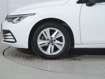 Volkswagen Golf VIII Variant 1.5 TSI 130KM 2021 VW Golf 1.5 TSI, Salon Polska, 1. Właściciel, zdjęcie 13