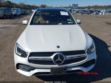 Mercedes GLC C253 2020 Mercedes-Benz GLC 2020 r.,2,0L 300 4MATIC 2.0 Benzyna 255KM, zdjęcie 1