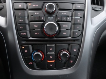 Opel Astra J Sports Tourer Facelifting 1.6 CDTI  136KM 2015 Opel Astra 1.6 CDTI, Salon Polska, Serwis ASO, zdjęcie 12