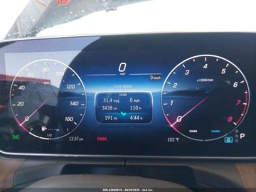 Mercedes Klasa C W206 2025 Mercedes-Benz Klasa C 300 2025 2.0l 2.0 Benzyna 255KM, zdjęcie 10