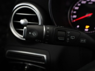 Mercedes Klasa C W205 Kombi Facelifting 1.6 180 156KM 2018 Mercedes C 180 FV23% automat full LED półskóra, zdjęcie 32