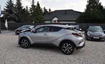 Toyota C-HR I Crossover 1.8 Hybrid 122KM 2018 Toyota C-HR 1.8 Hybryda Kamera Cofania Nawigacja Grz.siedzenia 1.8 Hybryda, zdjęcie 10