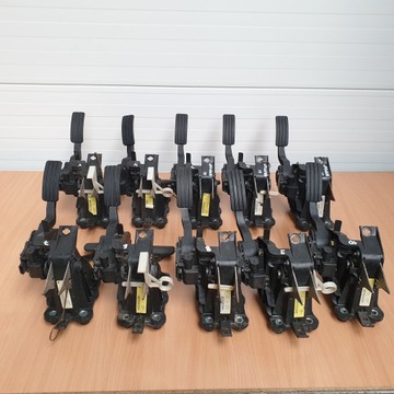 PEDAŁ HAMULCA GAZU RENAULT LAGUNA III 3 465010003R