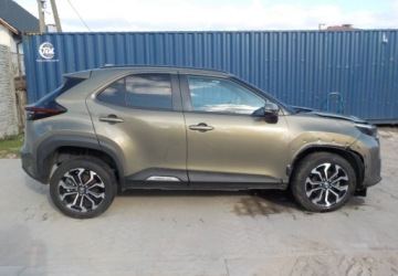 Toyota 2023 Toyota Yaris Cross 4X4 Okazja 1.5 Hybryda 92KM, zdjęcie 16