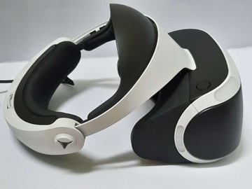 НАБОР PLAYSTATION VR V2 PS4 + КАМЕРА V2 + 2 ДВИЖЕНИЯ + 5 ИГР