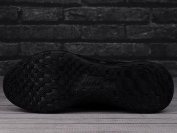 Мужские кроссовки Nike Revolution 6 NN DC3728 001