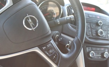 Opel Zafira C Tourer 2.0 CDTI ECOTEC 165KM 2012 Opel Zafira 2.0D 165KM zadbana stan bdb orginalny lakier zarejestrowana 2.0, zdjęcie 9