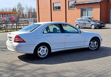 Mercedes Klasa C W203 Sedan W203 2.6 170KM 2004 Mercedes-Benz Klasa C Mercedes-Benz Klasa C 24..., zdjęcie 19