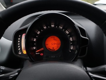 Toyota Aygo II Hatchback 3d Facelifting 1.0 VVT-i 72KM 2020 Toyota Aygo 1.0 VVT-i, Salon Polska, Serwis ASO, zdjęcie 10