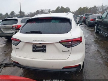 Maserati Levante 2021 Maserati Levante S 2021 3.0 Benzyna 424KM, zdjęcie 4