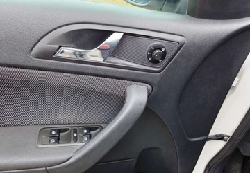 Skoda Yeti Minivan 1.2 TSI 105KM 2012 Skoda Yeti Polski salon 1.2 Benzyna 105KM, zdjęcie 11