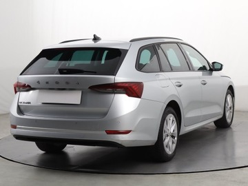Skoda Octavia IV Kombi 2.0 TDI 115KM 2021 Skoda Octavia 2.0 TDI, Salon Polska, zdjęcie 4