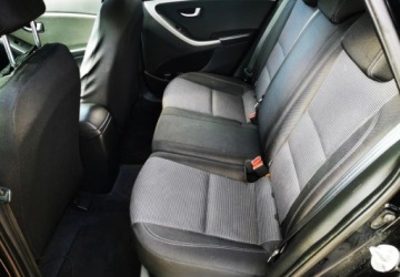 Hyundai i30 II Wagon 1.4 CVVT 100KM 2014 Hyundai i30 1.4 Benzyna, NAVI Kamera - Super Stan 1.4 Benzyna 100KM, zdjęcie 13