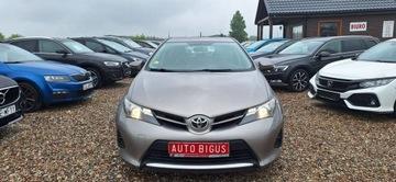 Toyota Auris II Hatchback 5d Dual VVT-i 100 99KM 2014 Toyota Auris climatronic ledy, zdjęcie 1