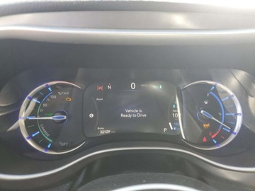 Chrysler Pacifica II 2021 Chrysler Pacifica Hybrid Touring L 2021 3.6 Hybryda 287KM, zdjęcie 9