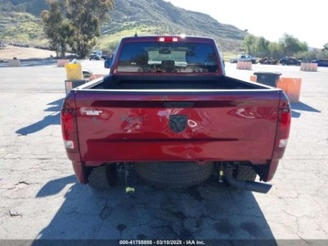  RAM 1500 2021r., Classic Warlock, od ubezpieczalni 3.6 Benzyna 305KM, zdjęcie 5