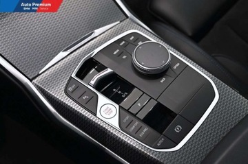 BMW Seria 3 G20-G21 2022 BMW Seria 3 318dFV23Repair InclusiveService InclusiveFotele Sportowe, zdjęcie 5