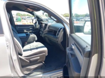  RAM 1500 Big Horn 64 Box 2022 3.6l 3.6 Benzyna 305KM, zdjęcie 10