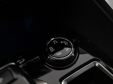 Peugeot 5008 II Crossover 1.5 BlueHDI 130KM 2019 Peugeot 5008 automat jasna tapicerka półskóry, zdjęcie 30