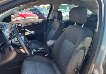 Ford Mondeo IV Sedan 2.0 Duratec 145KM 2008 Ford Mondeo 2.0 Benzyna 145KM, zdjęcie 15