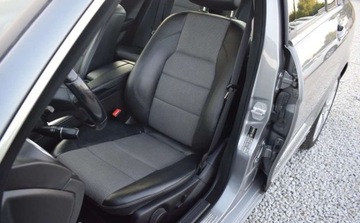 Mercedes Klasa C W204 Limuzyna Facelifting 180 CDI BlueEFFICIENCY 120KM 2011 Mercedes-Benz Klasa C Mercedes-Benz Klasa C 180 CDI 7G-TRONIC Avantgarde E, zdjęcie 7