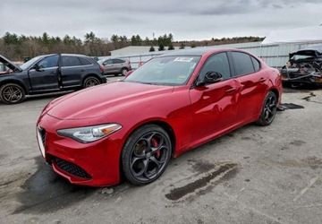 Alfa Romeo Giulia 2018 Alfa Romeo Giulia Auta z USA - Zapytaj o wiecej ofert 2.0 Benzyna 280KM, zdjęcie 1