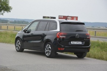Citroen C4 Spacetourer Grand 1.5 BlueHDi 131KM 2021 Citroen C4 SpaceTourer 1.5 doinwestowany 7 osobowy, zdjęcie 5
