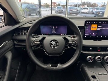 Skoda Superb III Kombi Facelifting 1.5 TSI 150KM 2024 Skoda Superb Essence / Kamera cofania / Blind spot, zdjęcie 13