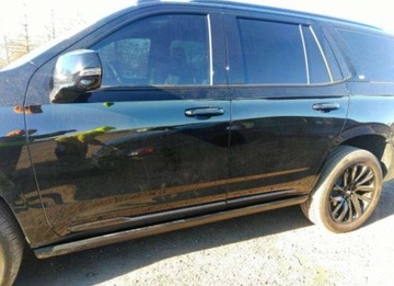 Cadillac Escalade III 2023 Cadillac Escalade 2023, 6.2L, 4x4, SPORT, po kradziezy 6.2 Benzyna 420KM, zdjęcie 3