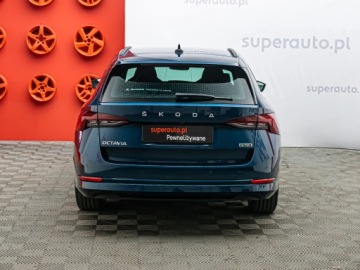 Skoda Octavia IV Liftback 1.5 TSI EVO 150KM 2021 SKODA Octavia 1.5 TSI e-Tec Style DSG Combi 150KM 2021, zdjęcie 4